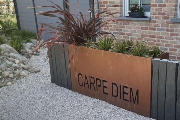 Réalisation de décorations de jardin sur mesure en Acier Corten