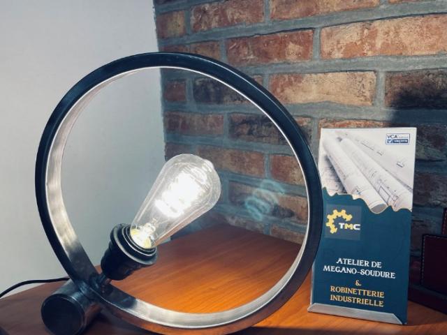 Réalisation de lampes sur mesure style industriel - modèle unique