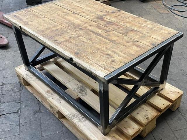 Table de salon acier/bois brut 70 x 110 x 50 - raffiné et solide à la fois